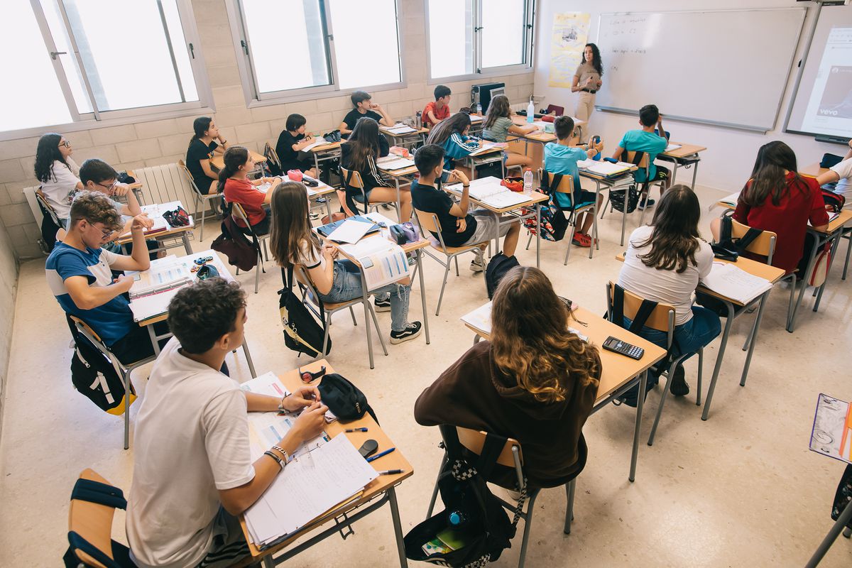 Ramon Llull saute l'accord avec le reste des universités et arrête d'exiger le test pour étudier l'enseignement