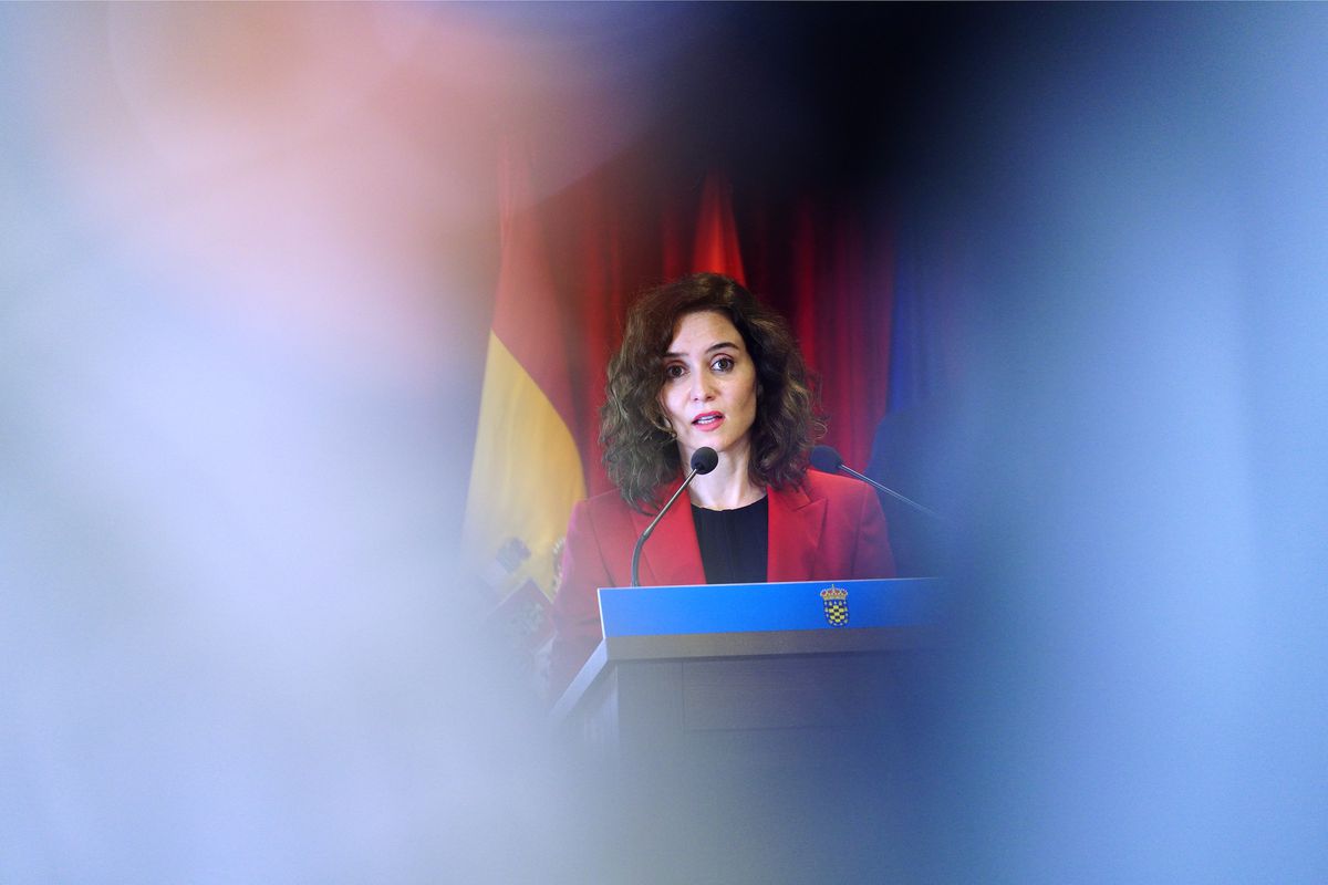 Ayuso augmente les fonds pour les bourses dans les centres privés de 28% pour les familles qui gagnent plus de 100 000 euros