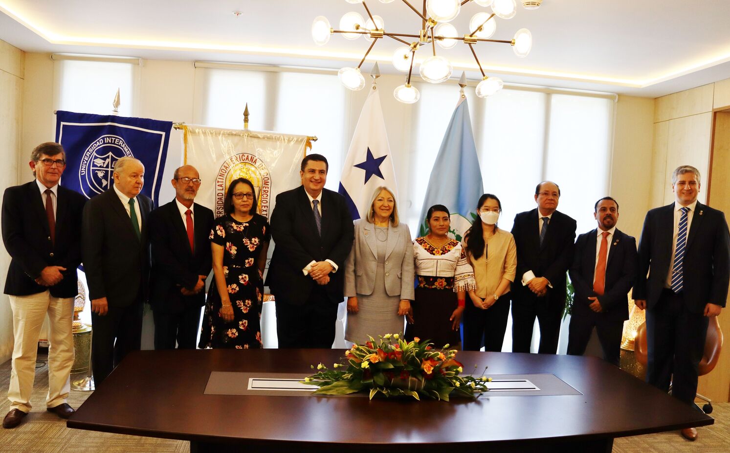 Parlatino signe des accords avec des universités pour renforcer le travail législatif