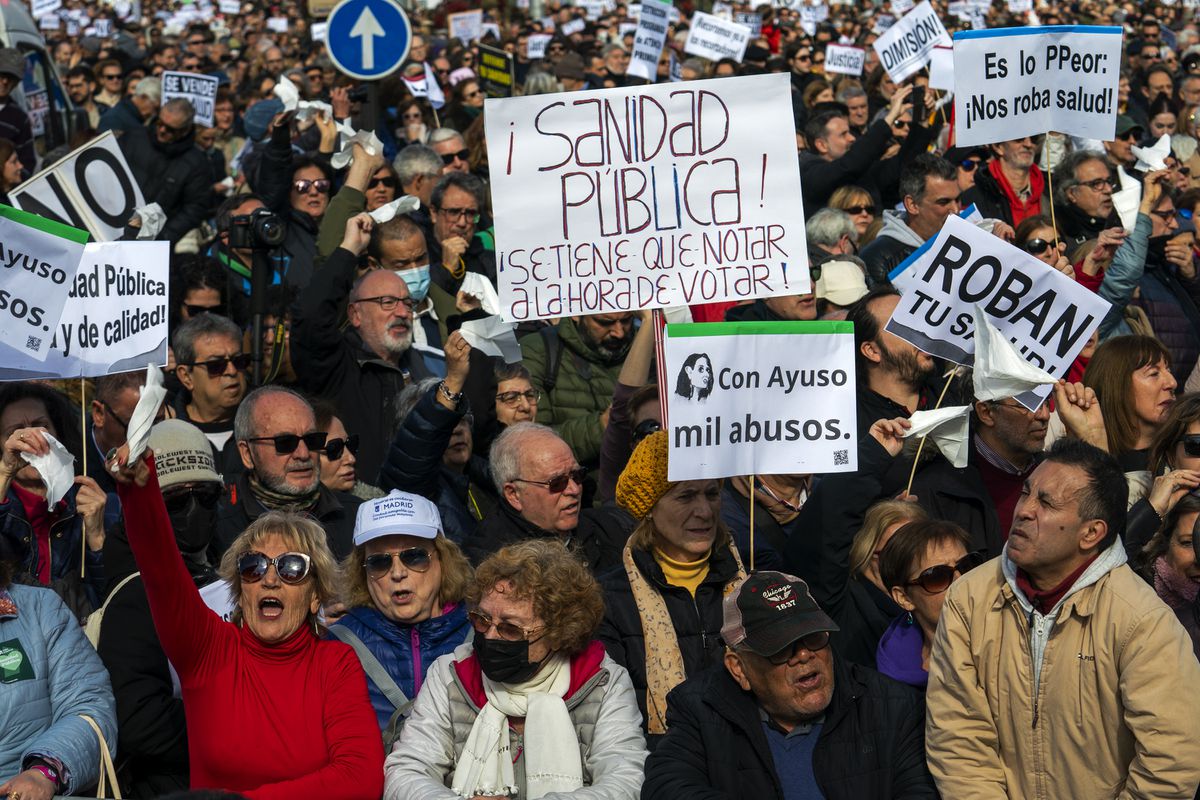 Les médecins et enseignants de Madrid maintiennent la grève après la dernière rencontre avec le gouvernement d'Ayuso avant les élections