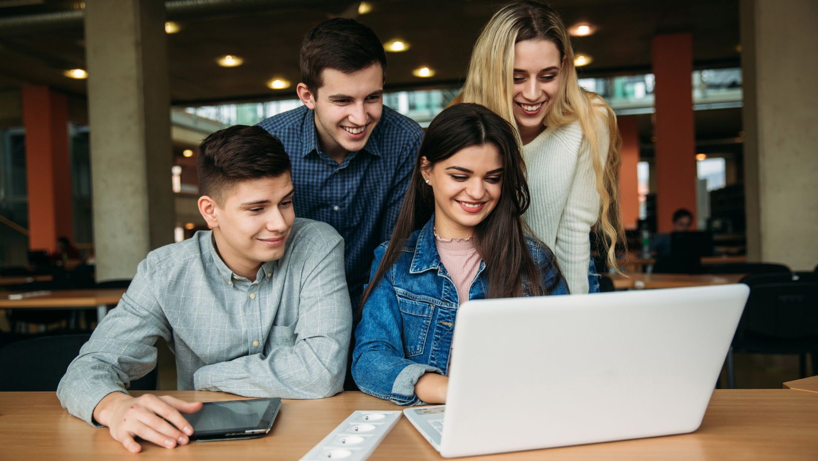 Pourquoi les écoles devraient-elles accréditer leurs programmes d'études?