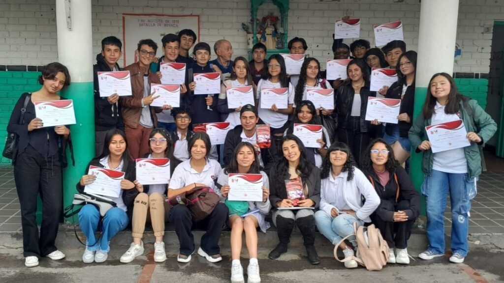 Les enfants à faible revenu de Soacha apprennent les mathématiques avancées avec des professeurs de Yale, Chicago et d'autres universités prestigieuses