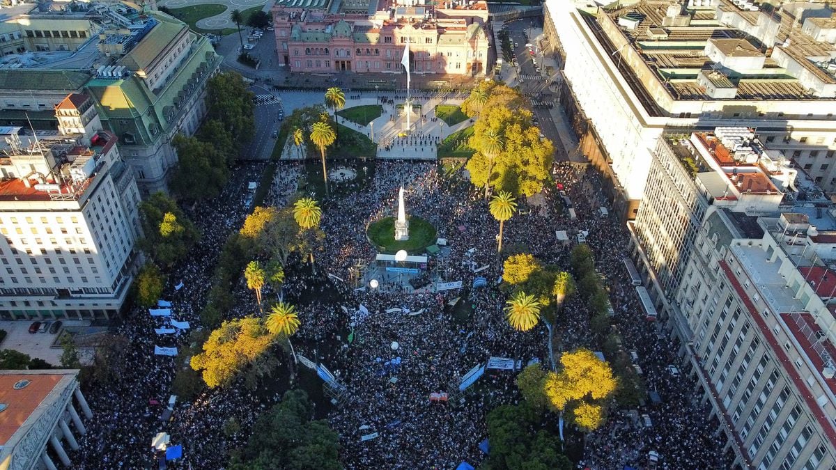 L'Argentine connaît l'une des plus grandes manifestations depuis 20 ans contre la « tronçonneuse » de Milei