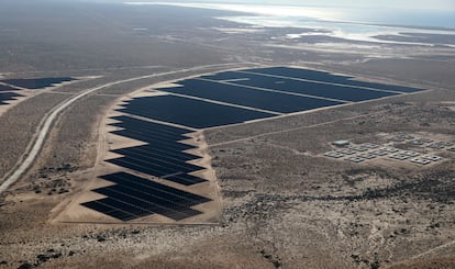 La centrale solaire de Puerto Peñasco (État de Sonora), l'un des projets phares du gouvernement actuel en matière d'énergies renouvelables.