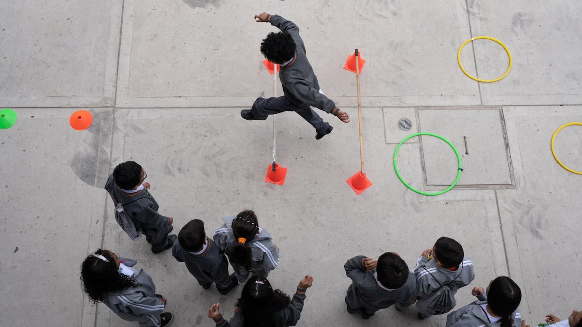 Un avenir avec moins d’enfants menace la pérennité des écoles privées en Colombie