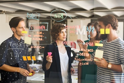 La formation continue est un élément clé pour le développement des entreprises et des travailleurs.