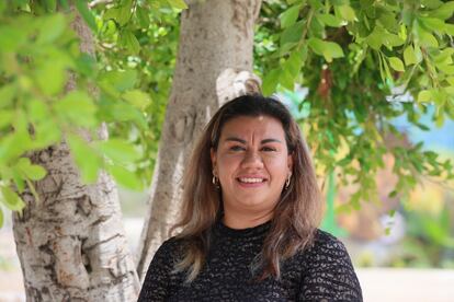 Claudia Lizbeth Torres, directrice d'un des centres éducatifs ayant bénéficié de systèmes photovoltaïques grâce au programme Luces de Esperanza d'Iberdrola México.