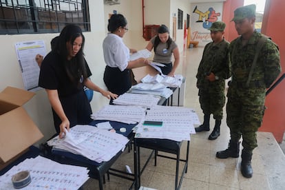 Le président du National Electoral Council (CNE), Diana Atamaint, a indiqué une participation de 83,4%, un chiffre similaire au pourcentage historique des élections précédentes.