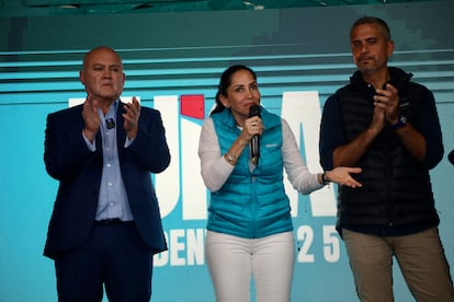 Le candidat à la présidentielle de Correism, Luisa González, après avoir connu les résultats du premier tour dimanche à Quito.