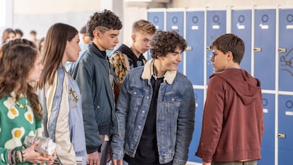 David Montejo (avec un chasseur de cowgirl) joue MM, le Capi Stalker dans la mini-série «Invisible», adaptation du livre d'Eloy Moreno. 