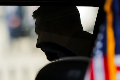 Les deux présidents s'étaient rencontrés ce vendredi pour signer un accord économique qui fournit à Kiev pour renoncer à la moitié de leurs revenus de la future monétisation de leurs ressources naturelles, notamment des minéraux critiques, du gaz et du pétrole. 