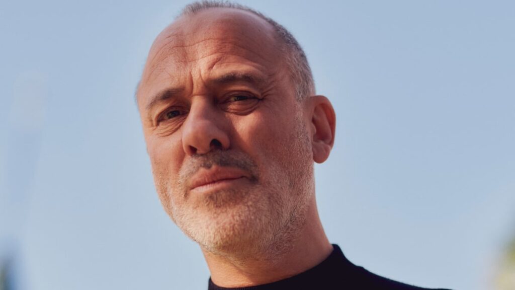 Javier Gutiérrez: «La monarchie n'a pas autant changé. Felipe V a vécu sur le dos dans la rue et Botsuana s'est produit au milieu de la crise »