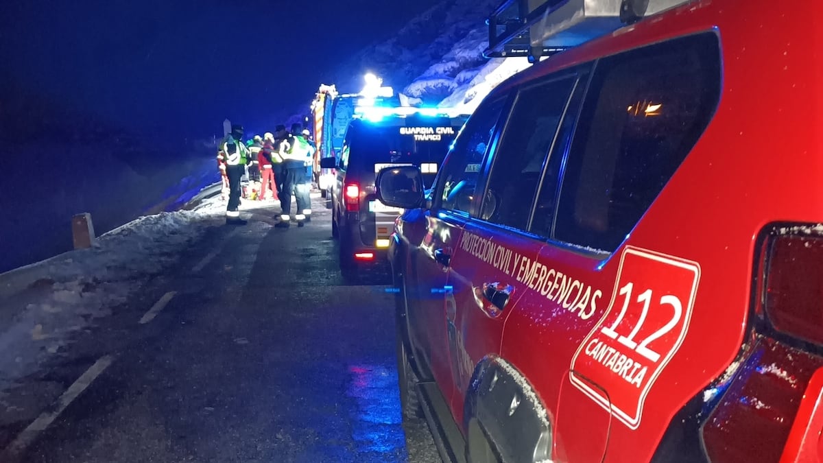 Quatre jeunes meurent lorsque leur voiture sera nettoyée sur une colline en Cantabrie
