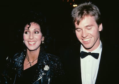 Cher et Val Kilmer, quand ils étaient un couple, pendant la fête après les Tony Awards, en 1982.