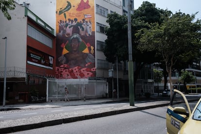 Image qui honore le combattant historique María Felipa, qui donne son nom à l'école.