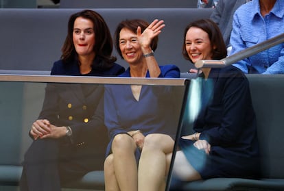 Charlotte Merz, l'épouse de Friedrich Merz et ses filles Carola Clonenner et Constanze Merz.