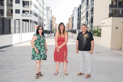 Marga, Sonia et Yoni, Mienbros de la Cañaveral Neighbors Association. 
