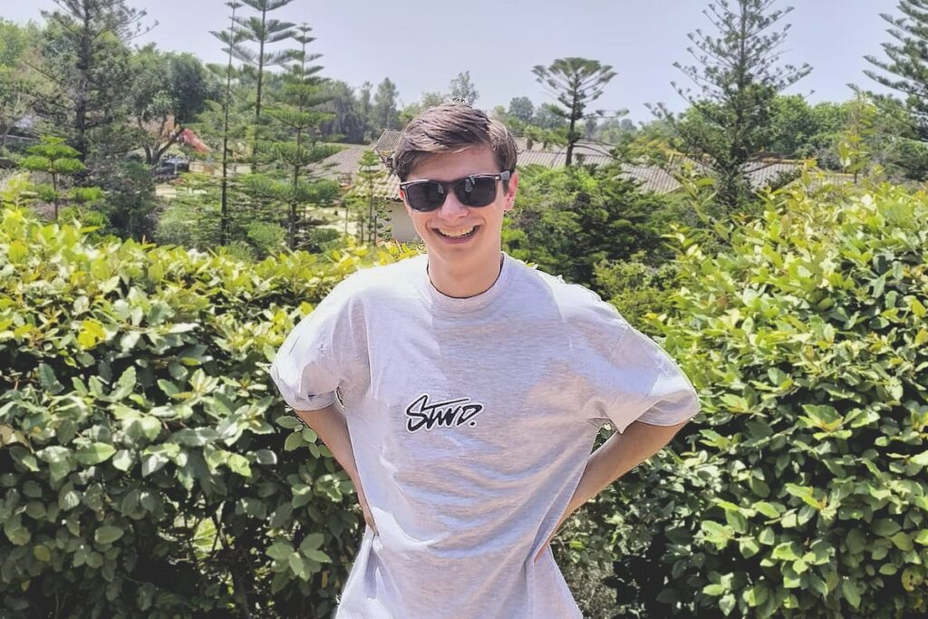 Le garçon avec la meilleure note de sélectivité de Galice découvre des amis et est enregistré dans un défi viral