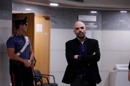 Saviano, avant de lire la phrase lundi.