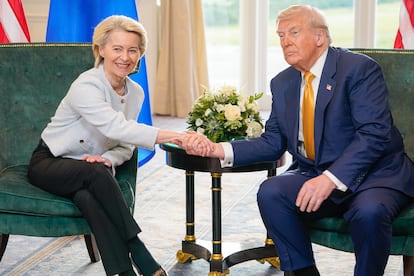 Ursula von der Leyen et Donald Trump, ce dimanche lors de leur réunion de Turnberry (Écosse). 
