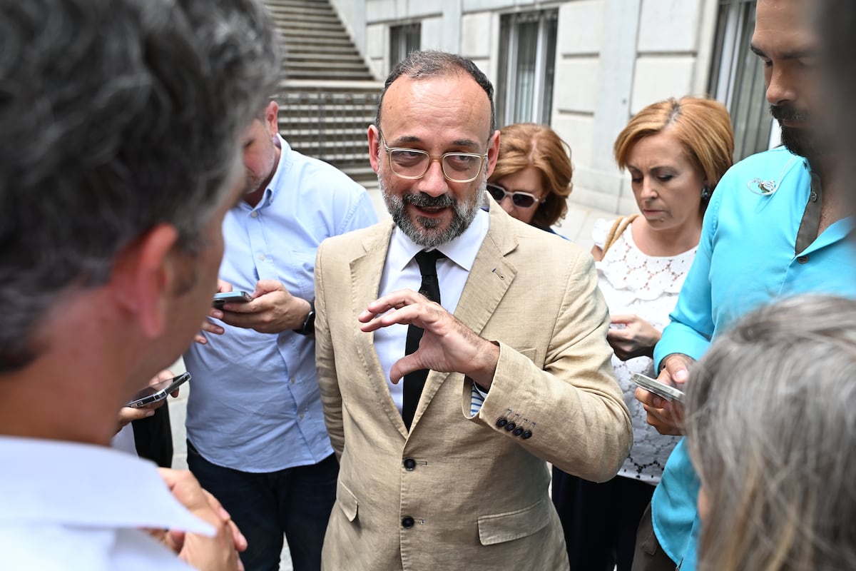L'avocat de Santos Cerdán: « La performance de la garde civile est conditionnée par des secteurs qui veulent jeter Sánchez »