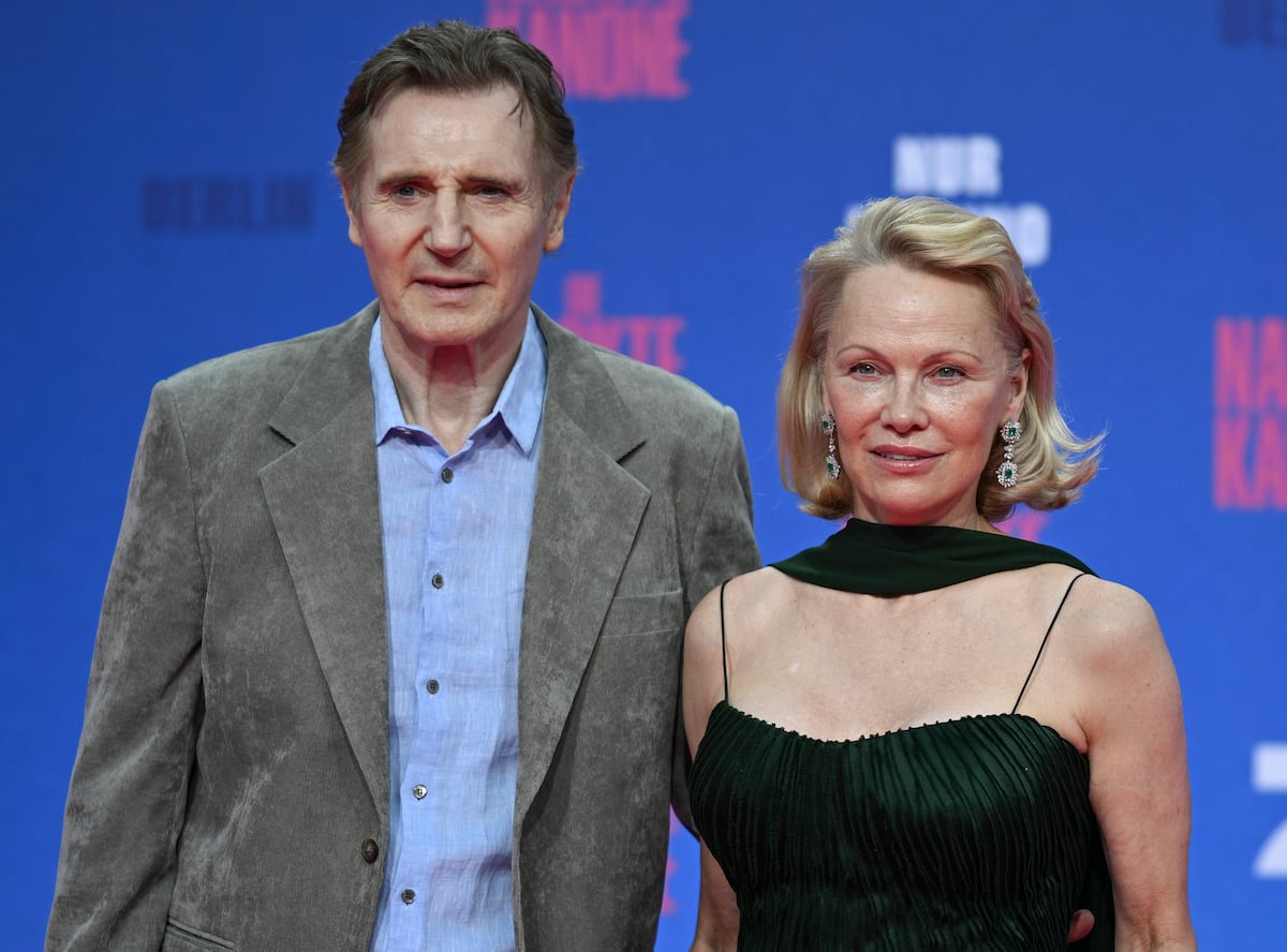 Pamela Anderson et Liam Neeson, couple surprise d'été