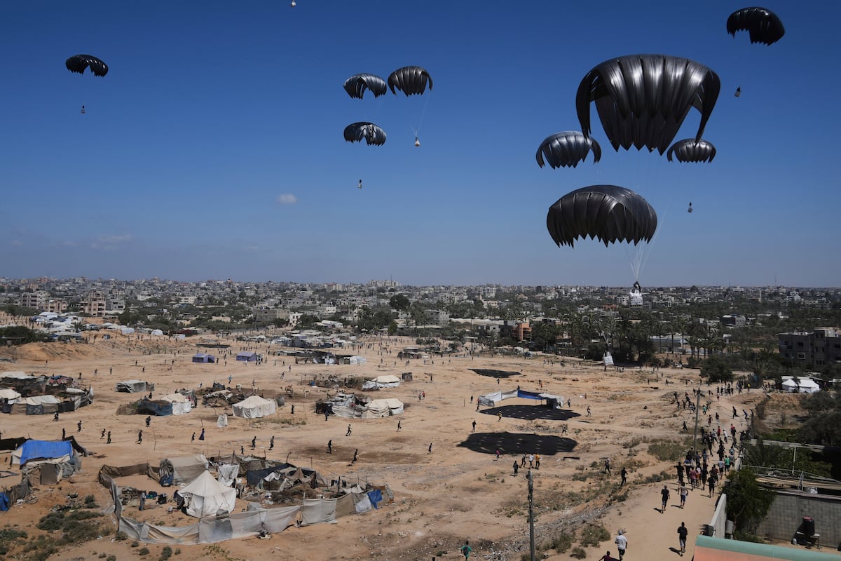 L'aide que l'Europe lance depuis Gaza depuis les airs, « inefficace » et « cosmétiques »