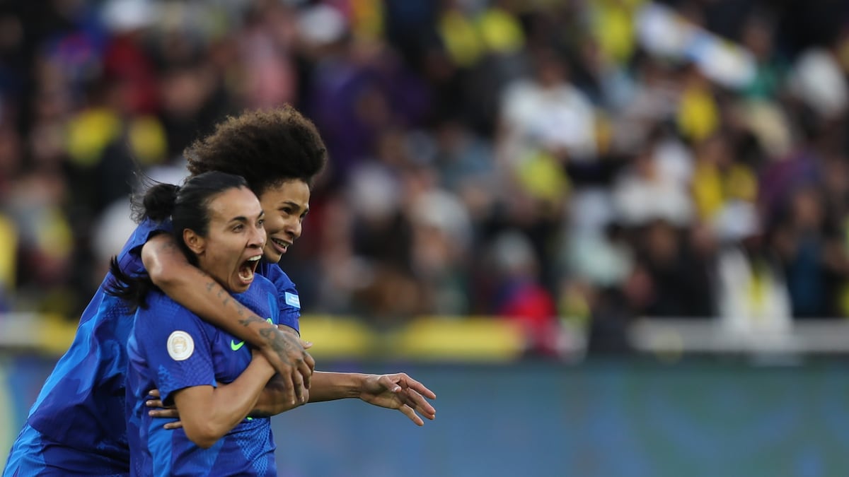 Marta Bitter en Colombie et au Brésil prend la femelle Copa América de Fútbol