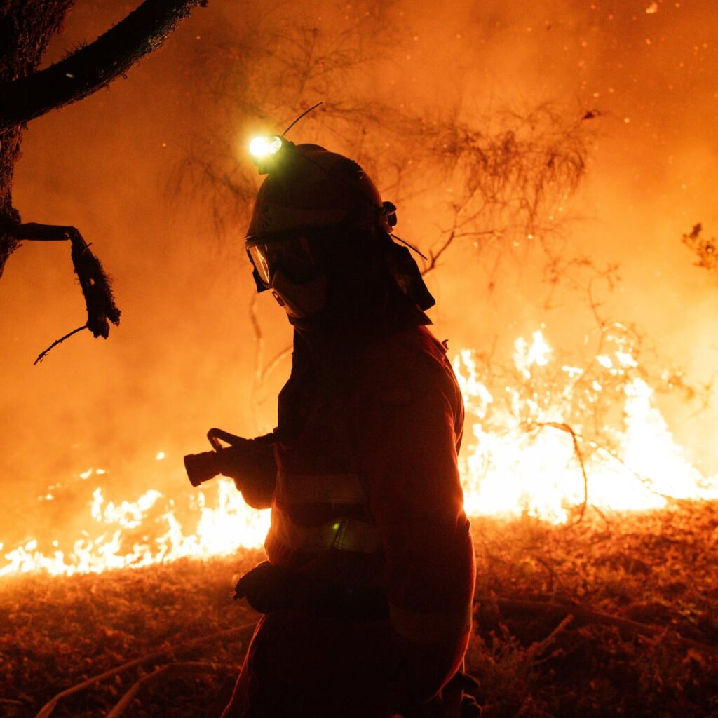 Chronologie d'un pays de flamme: les deux semaines qui ont conduit l'Espagne à la limite