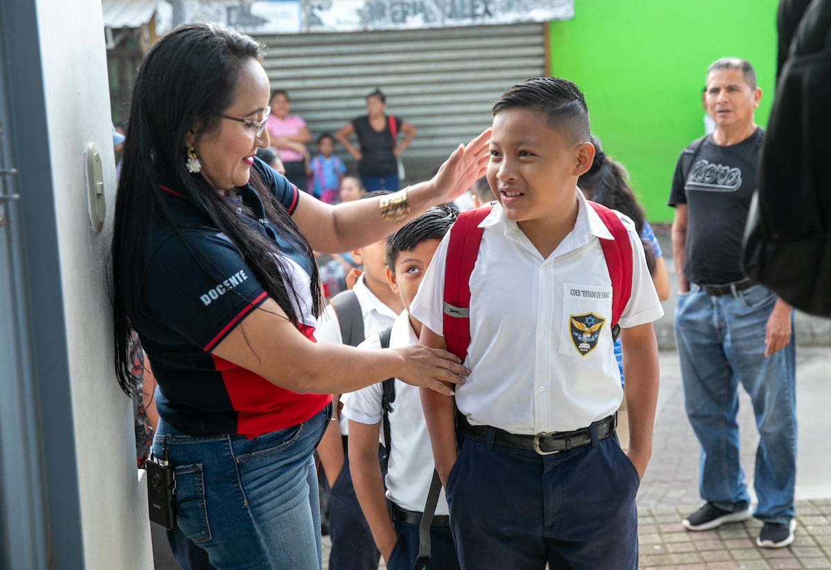 La main dure de Bukele atteint les écoles du Salvador