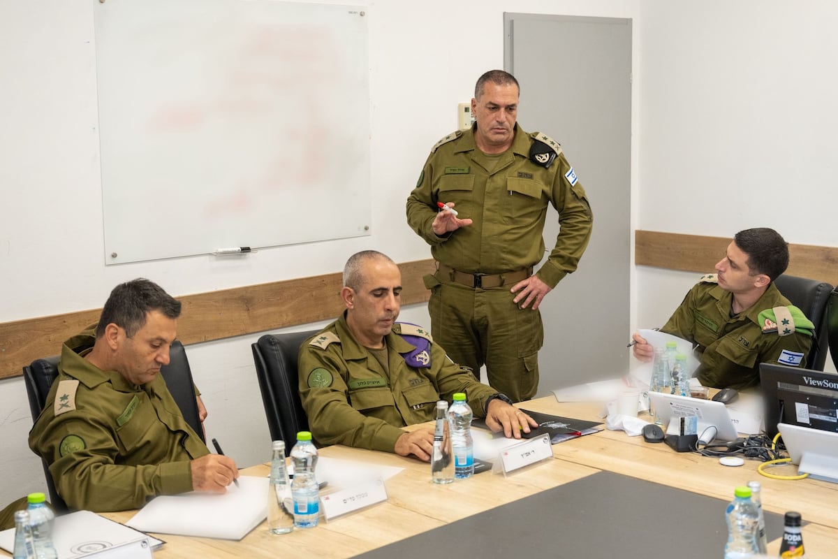 Le chef de l'armée israélienne, antique allié de Netanyahu, se trouve dans l'adversaire le plus féroce à l'occupation totale de Gaza