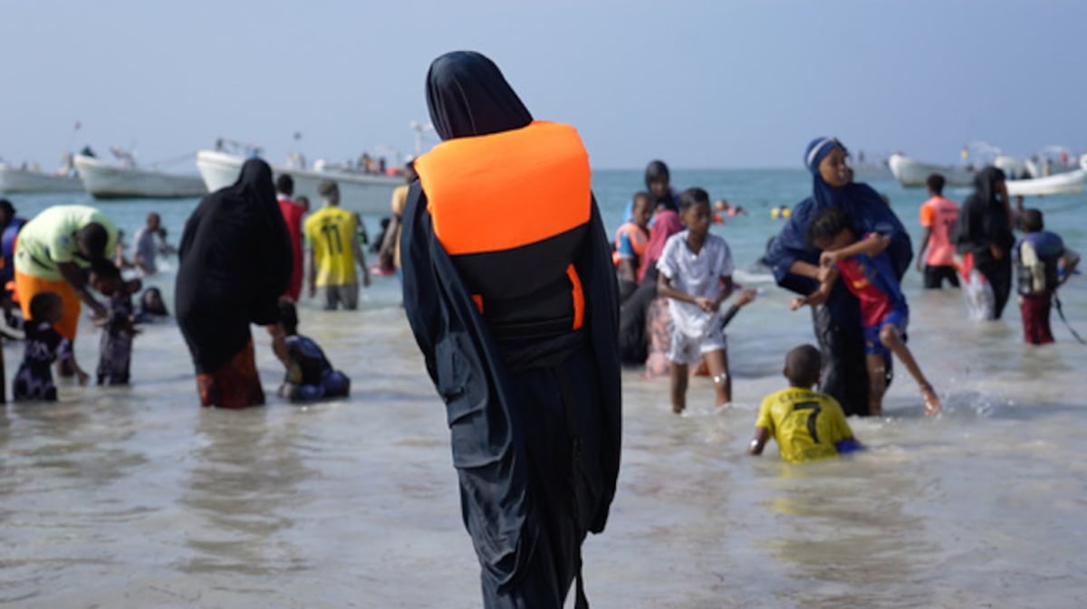Le harcèlement subi par les femmes de la Somalie sur la plage: « C'est dommage pour la famille. Si elles veulent nager, elles devraient le faire en privé »