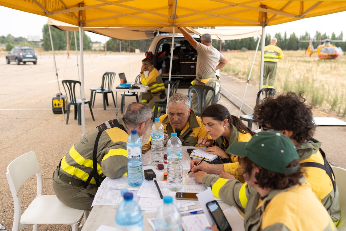 Un pompier de Castilla Y León: « Pour gagner 1 300 euros misérable, vous devez faire 22 jours en travaillant comme bête »