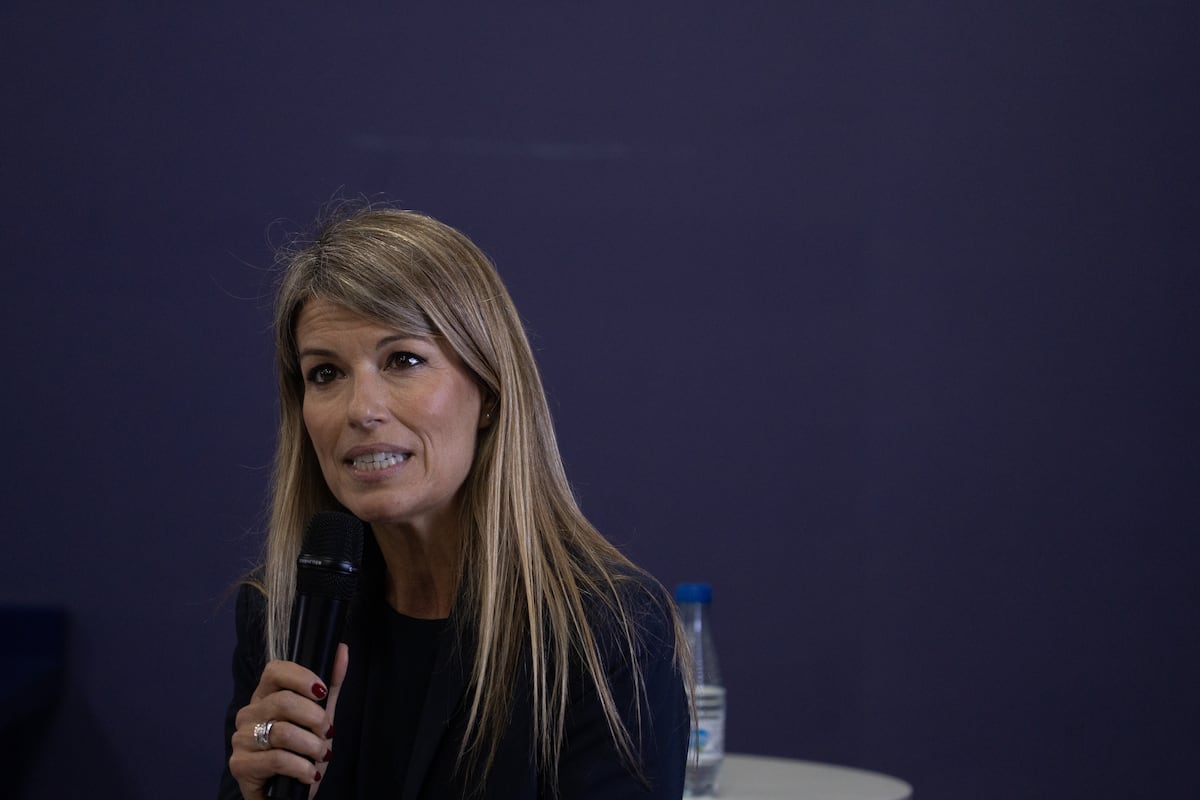 Maribel Vilaplana, la journaliste qui a mangé avec Mazón pendant le Dana, change sa version à propos de sa sortie Ventorro