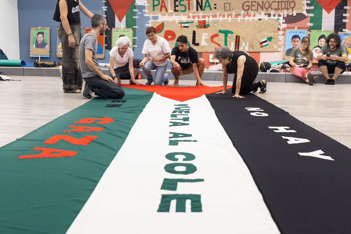 Le gouvernement Ayuso interdit les drapeaux palestiniens et le soutien à Gaza dans les écoles de Madrid