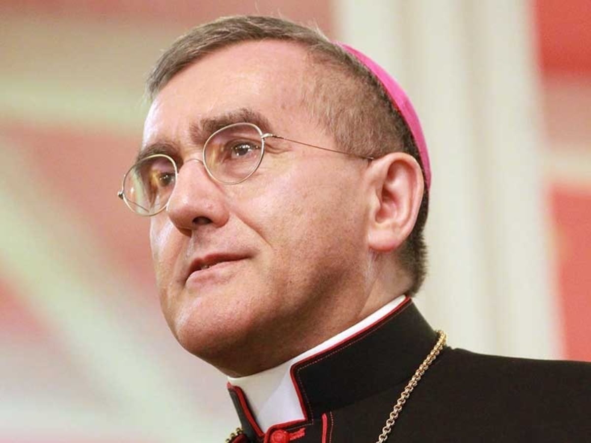 Le pape nomme un prélat conservateur d'un passé controversé en tant que nonce en Espagne