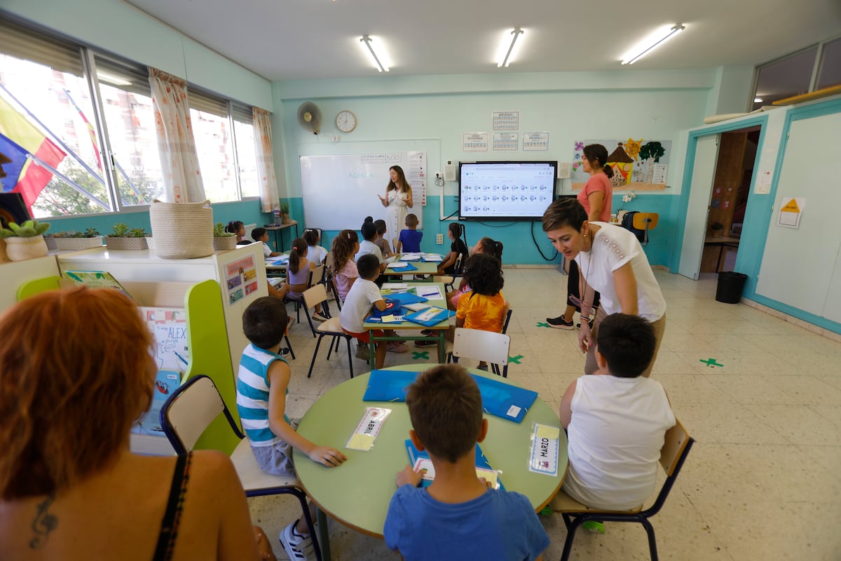 24 heures dans une école publique qui incarne une nouvelle diversité: « Je m'efforce pour atteindre tout le monde, mais je ne peux pas »