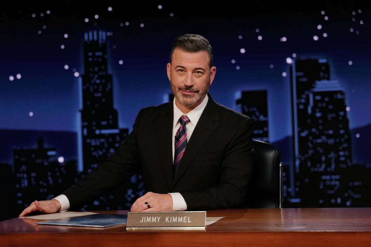 Jimmy Kimmel revient avec un monologue émotionnel et stimulant: « Notre gouvernement ne devrait pas contrôler ce que nous disons »