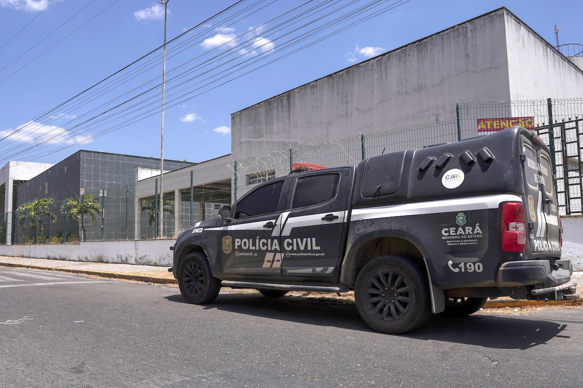 Deux adolescents morts et trois blessés dans un lycée au Brésil