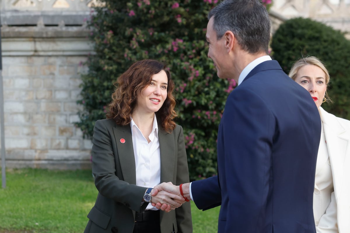Le gouvernement d'Ayuso cède à Sánchez et réformera le droit de l'environnement pour éviter un impulsion dans la constitution