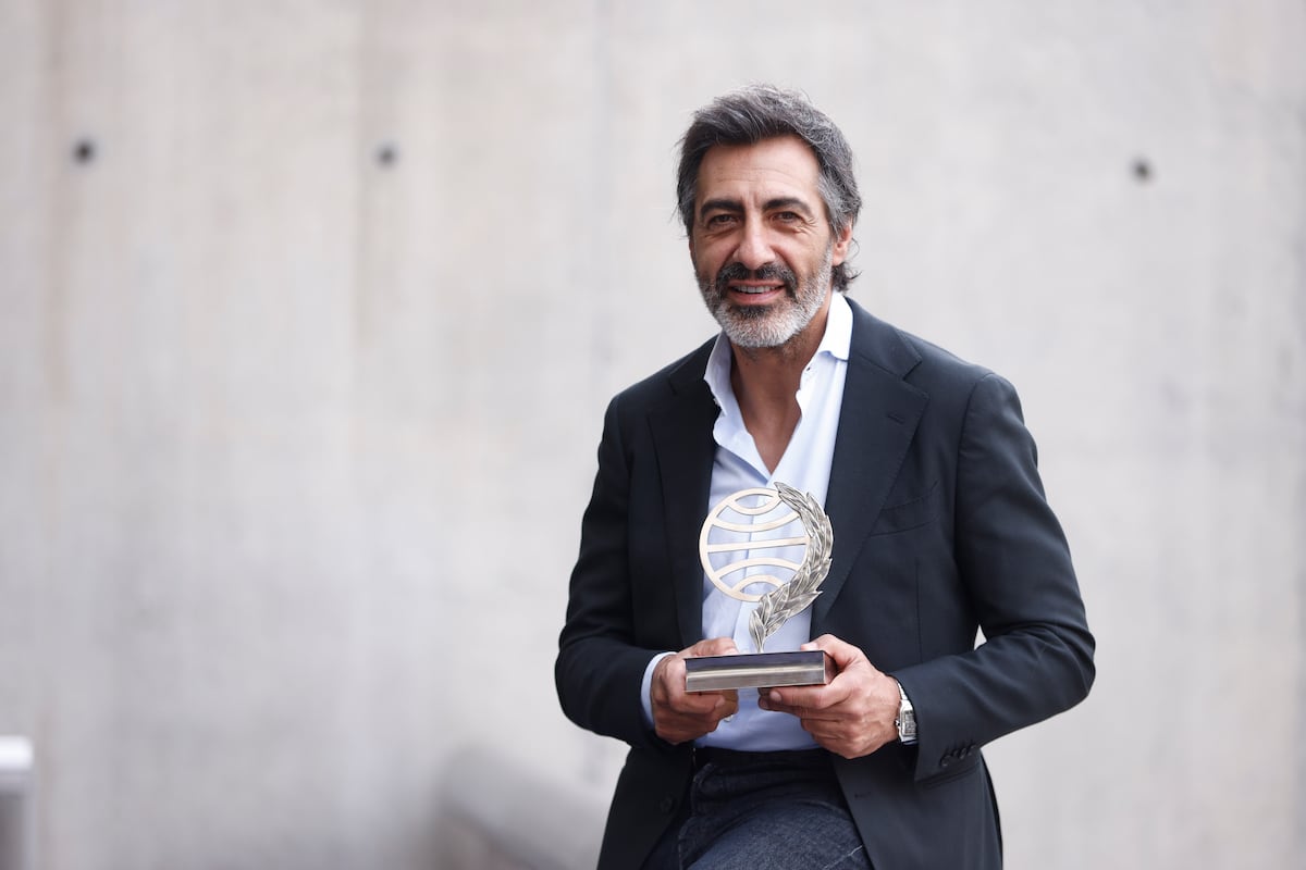 Juan del Val, après avoir remporté la Planeta : « C'est très espagnol qu'une prétendue élite intellectuelle disqualifie les romans vendus »