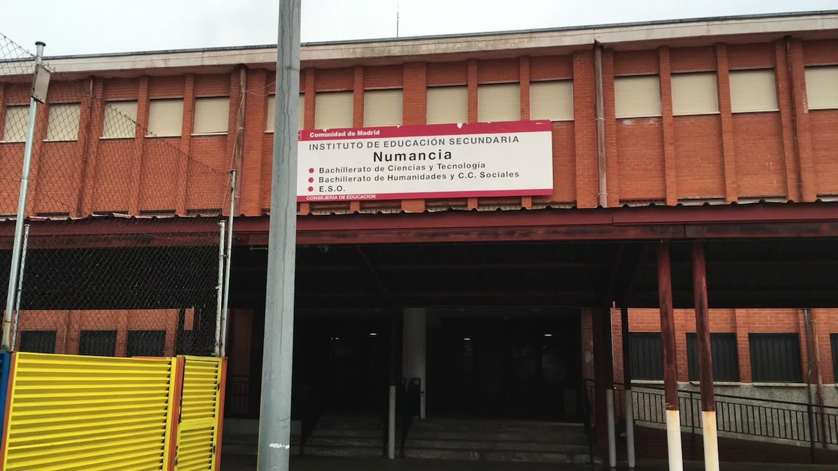 De Vallecas à la plage : un institut reçoit des dons pour financer son voyage de fin d'année après plus d'une décennie sans pouvoir le faire