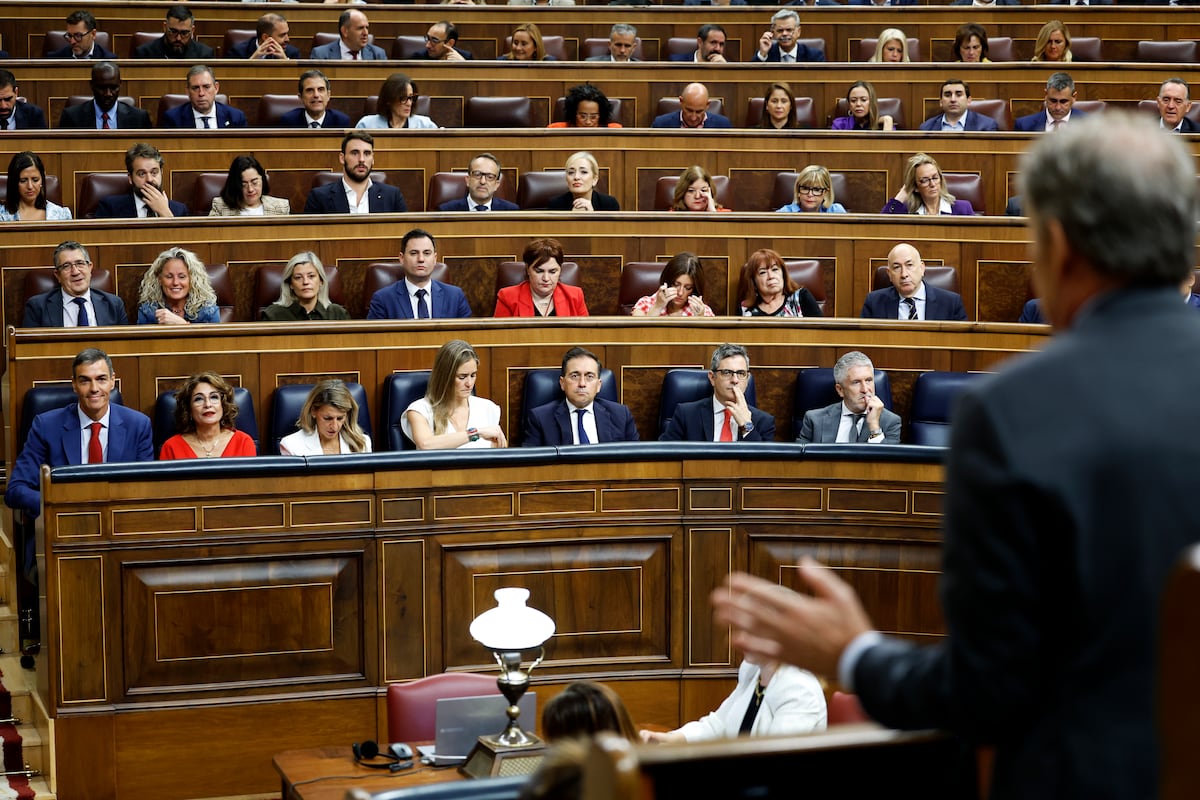 Le PP perd quatre points d'intentions de vote et le PSOE est en hausse de 15 points, selon le CIS d'octobre