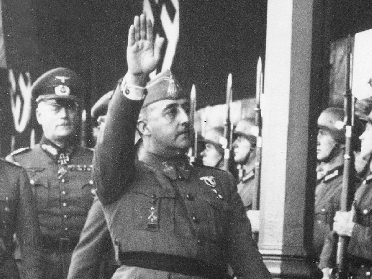 Le gouvernement présente son dernier rapport pour invalider la Fondation Francisco Franco : « Cela humilie la dignité des victimes »