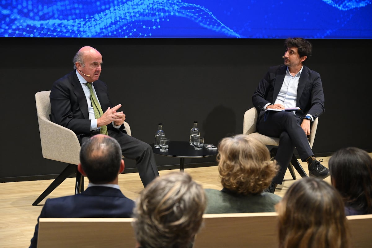 Luis de Guindos souligne la crise de l'accès au logement en tant que «goulot d'étranglement» pour la croissance de l'Espagne
