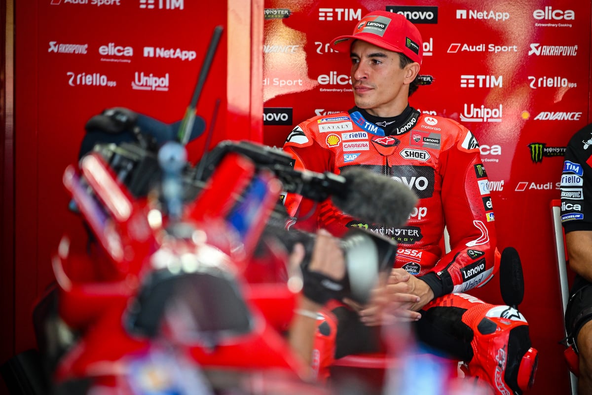 Marc Márquez se retrouve en salle d'opération pour stabiliser son épaule droite