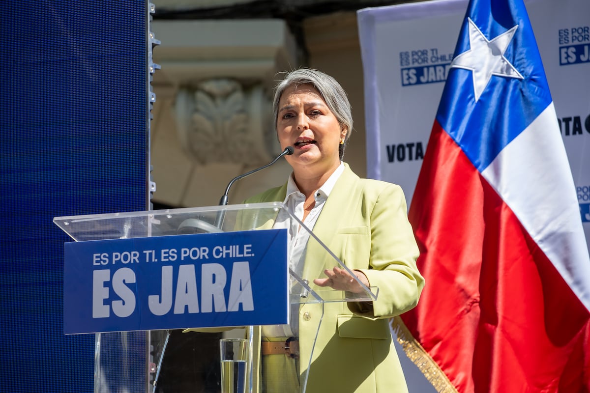 Une erreur du ministère de l'Éducation frappe la candidature officielle de Jeannette Jara