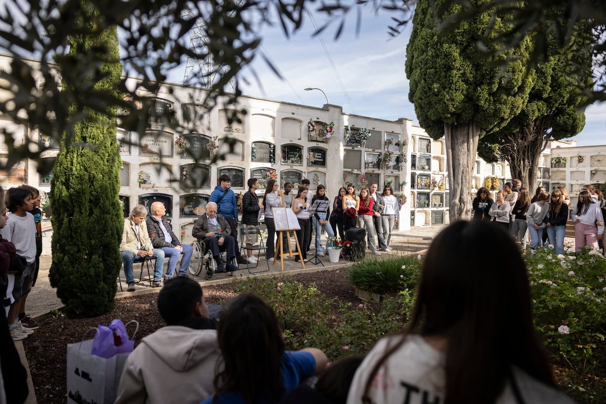 Du travail au lycée à la découverte d'un proche enterré dans une tombe