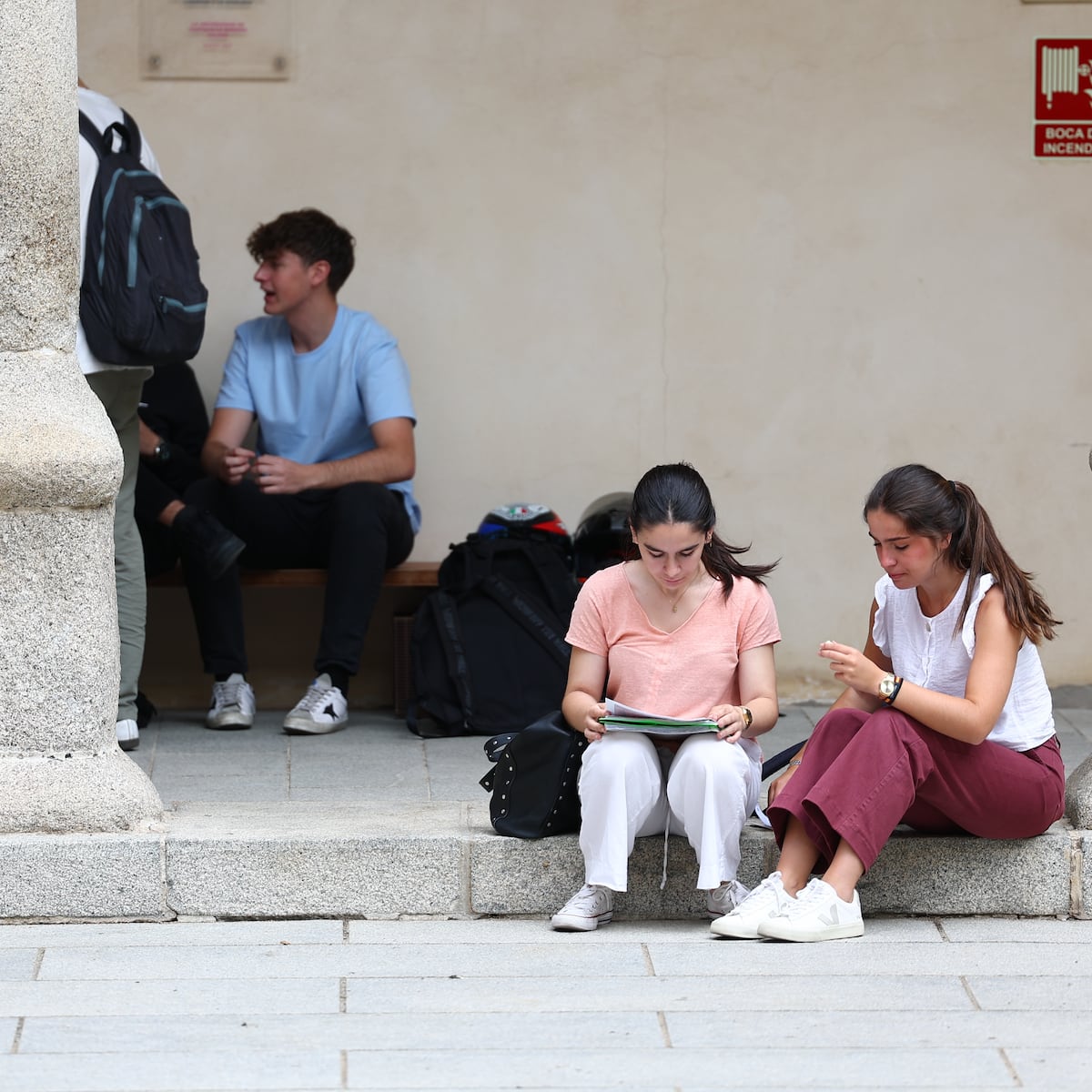 C'est à cela qu'ils souhaitent que ressemble le nouveau master d'enseignant du secondaire : un examen d'entrée et des stages supervisés