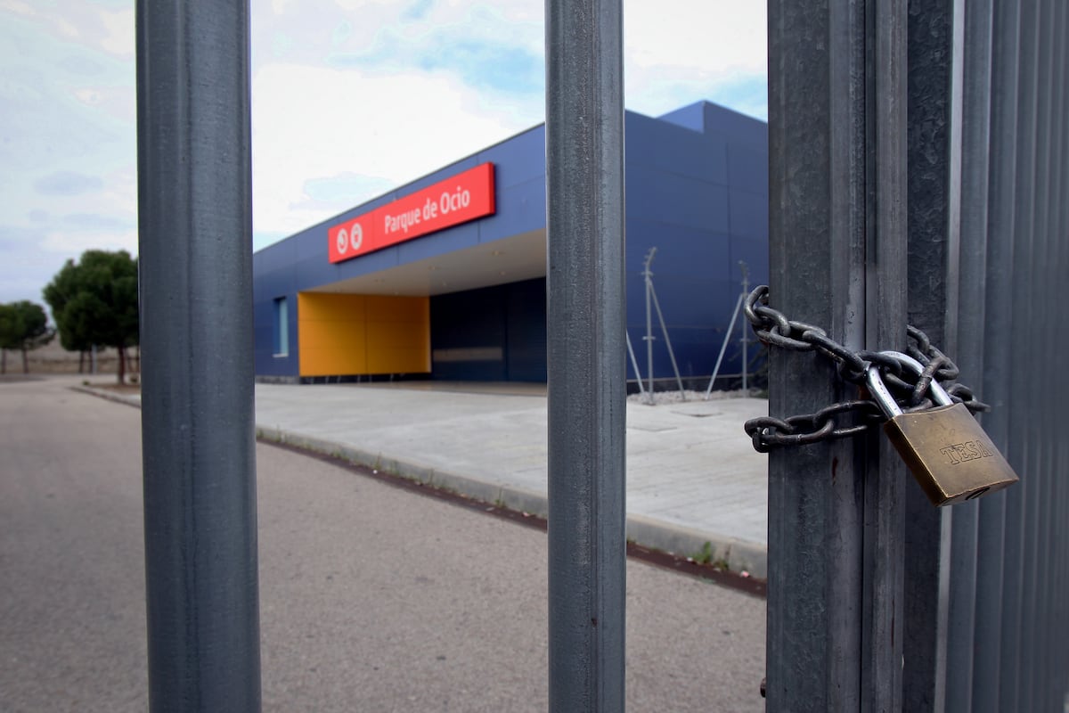 Le gouvernement Ayuso verse une compensation de sept millions pour le train Warner Park, qui a coûté près de 100 et n'a pas été utilisé depuis 13 ans